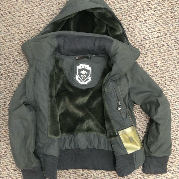 TNA- Jacket - Picture 2 of 3